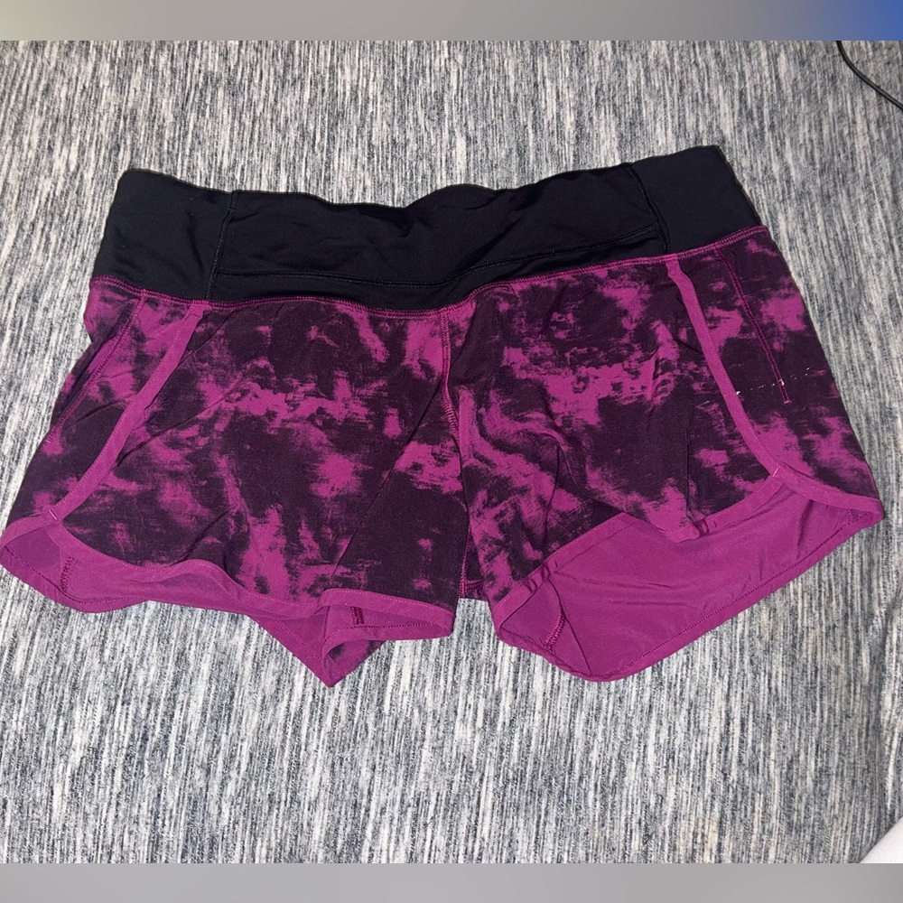lululemon shorts size 8